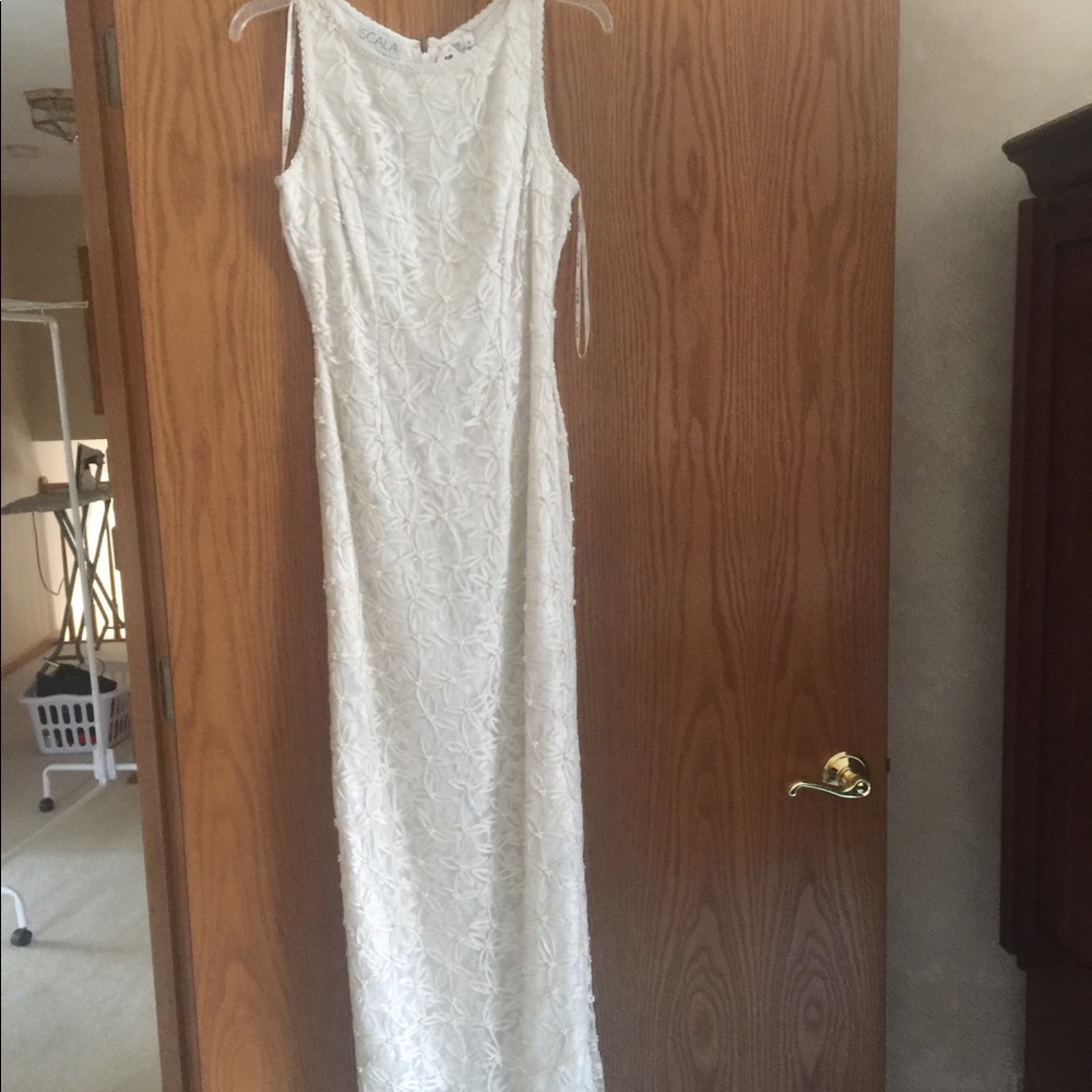 Vintage wedding dress/gown